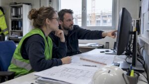 Elektroplaner überprüfen die Informationsanforderungen im Fachmodell